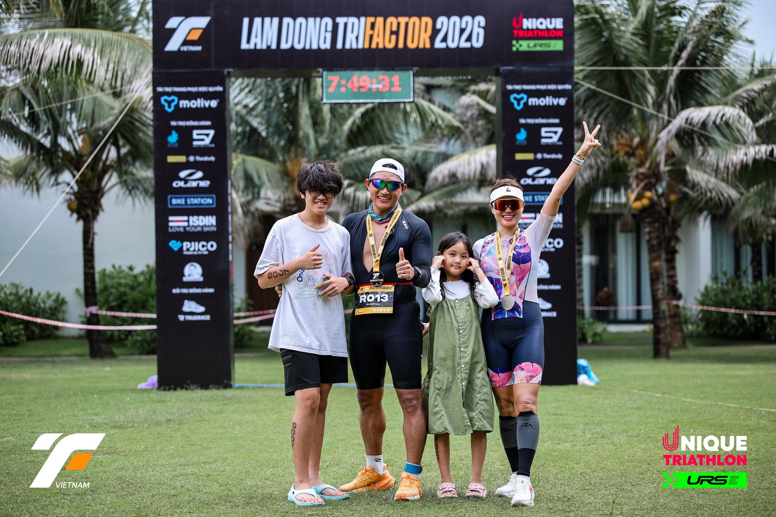 Cả nhà tại vạch đích Lam Dong TriFactor 2026